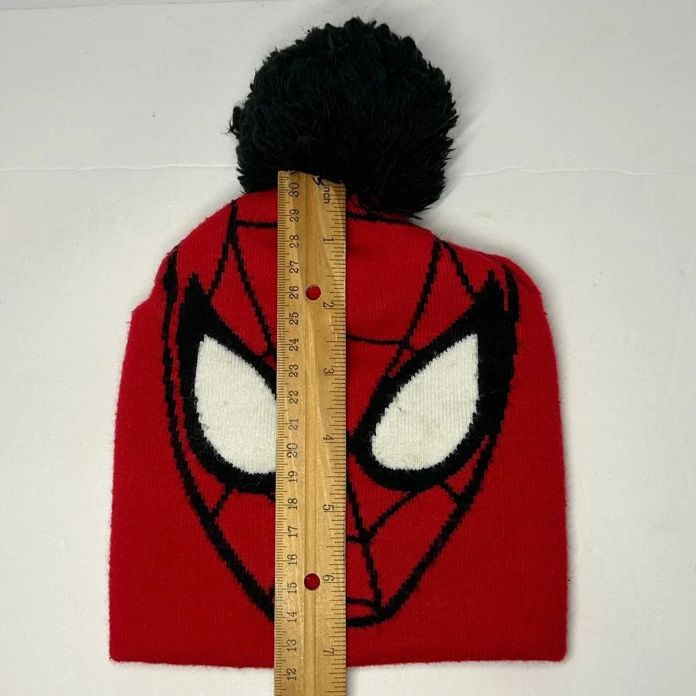 Marvel Ultimate Spider-Man Beanie Hat‎ Red Black Knit Pom Pom OSFM
